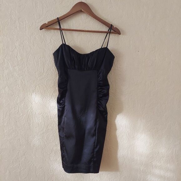David Meister Black Satin Mini Dress Ruched Sz 4 - Picture 1 of 9